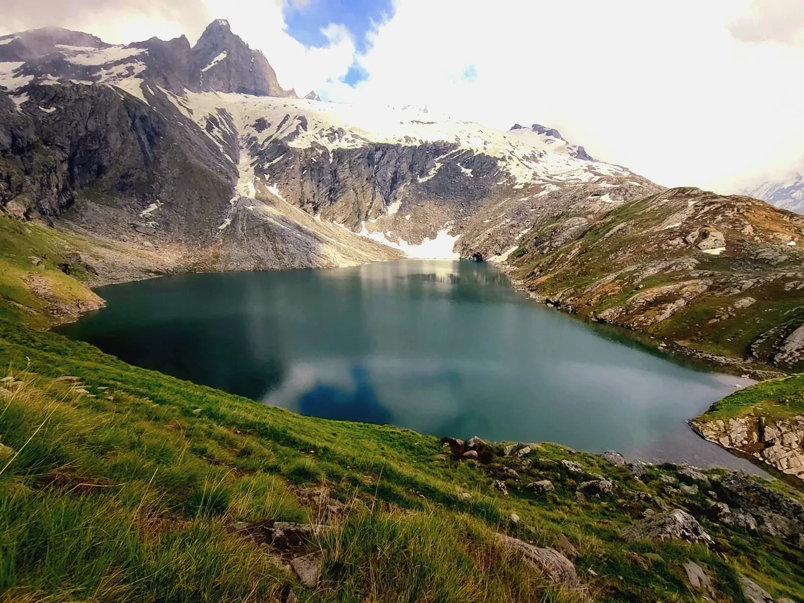 Is Kagbhushandi Tal Trek Difficult? — Altitude & Safety