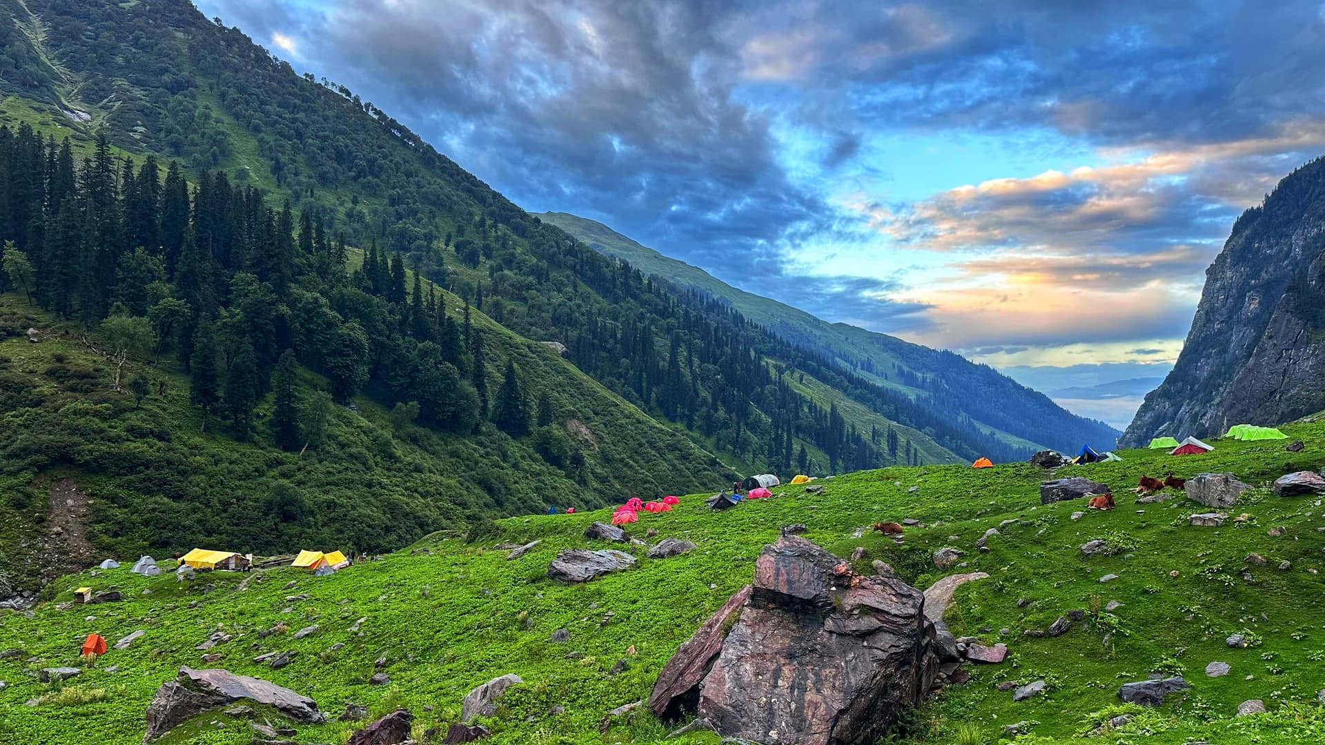Hampta Pass Trek alternatives